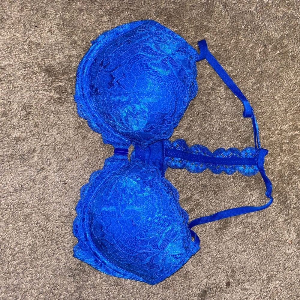 Victoria’s Secret PINK push up bra